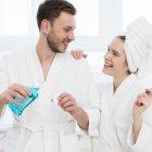 Este líquido no es la solución para evitar contagios.