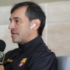 Fabián Bustos entrenador del Barcelona, salió conforme con el rendimiento en su primer partido.