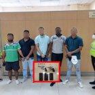 En poder de los detenidos se encontraron dos armas tipo revólver y varias municiones