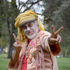 Lo que más extraña es el contacto con el público. Cuando puede se escapa para hablar con la gente.