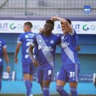 La dupla del gol del Emelec: Alejandro Cabeza y Facundo Barceló.