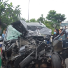 Así quedó el carro donde viajaba el funcionario.