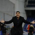 Ismael Rescalvo dice que los árbitros le expulsan muchos jugadores.