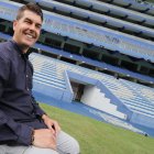 Ismael Rescalvo de 39 años, es el entrenador de Emelec. Tiene el título de ingeniero en Economía.

Agencia (ag-extra)