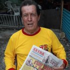 Julio jugó de marcador izquierdo en Barcelona. Compartió la cancha con Lecaro, Quijano, Macías, Bustamante, en 1970.