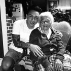 Cristian Ramírez junto a s abuela, que le decía mi Tata, fue quien lo crio, ella falleció el 17 de abril de 2015.