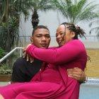 Michael Morales, cargando a su madrecita Katty Hurtado.