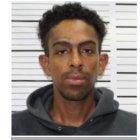 La Policía ha difundido fotografías de Vera y de otro interno, luego de su huida del CDP de Azogues.