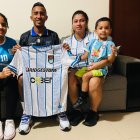 Los Luna:  Dania, Danny (papá), Gisel (esposa) y Dealessandro.