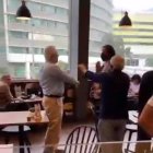 Juan Carlos Vásconez, esposo de Viteri, envuelto en tremenda 'agarrada' en una cafetería