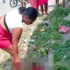 Familiares se llevan cuerpo de hombre asesinado e impiden que policía realice levantamiento