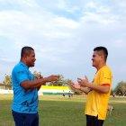 Para Lyle y Martínez, los hinchas de ambos clubes pueden disfrutar juntos, sin violencia.