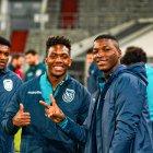 La parcería de Djorkaeff Reasco y Moisés Caicedo antes del partido contra Japón.