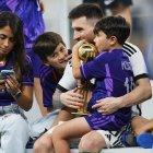 Lionel Messi, Antonela y sus hijos, un gol al amor.