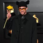 La mujer dijo que no le permite escuchar canciones como las de Bad Bunny, porque incitan a la infidelidad.