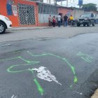 Peritos de tránsito dejaron delimitada la zona en donde ocurrió el accidente, como parte de las investigaciones.
