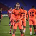 Agustín Rodríguez se estrenó con un gol en Barcelona ante F C Dallas.