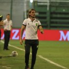 El técnico sebastián Beccacese suele utilizar la alineación 3-5-2