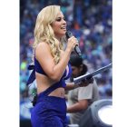 Los actores David Reinoso y Fabiola Véliz, hinchas del Club Sport Emelec, fueron los presentadores en la fiesta azul, pero no gustaron para nada.