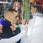 La hinchada de Liga de Quito no estuvo contenta con el desempeño del equipo y se cargaron en contra de Gabbarini.