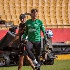 Javier Burrai volverá a la titularidad en Barcelona.