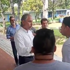 José Pileggi, presidente de Emelec, tuvo un cruce de palabras con un grupo de hinchas azules.