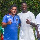 Iván Guerra y Moisés Caicedo en la última visita a Ecuador.