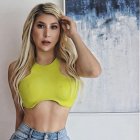 Andrea Bucaram es una presentadora y cantante ecuatoriana.