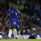 Moisés Caicedo fue titular en el triunfo que el Chelsea alcanzó frente al Brighton, en la Copa de la Liga de Inglaterra.