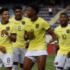 Toda la fiesta de Ecuador en el gol de John Mercado (11) ante Bolivia.