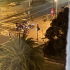 Los motociclistas hacen piruetas y se aglomeran en la avenida Naciones Unidas, como lo han hecho las bandas criminales para atemorizar en la Costa ecuatoriana.
