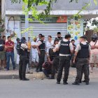 Policías en la captura del sujeto en Manta.