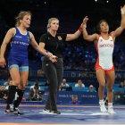 Lucía Yépez aseguró medalla clasificándose a la final de lucha libre femenina en París 2024