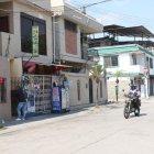 Horas después del hecho, la tienda estuvo cerrada. Moradores y familiares están preocupados porque, hasta la mañana del lunes, no hubo noticias del hombre.