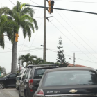Semáforos apagados en una intersección de Lomas de Urdesa, en Guayaquil.