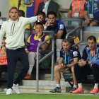 El entrenador de Ecuador Sebastián Beccacece reacciona en un partido amistoso entre Estados Unidos y Ecuador en el estadio Q2, en Texas (Estados Unidos).