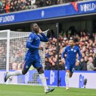 Liam Rosenior destacó el nivel de Moisés Caicedo.