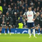 Cuti Romero reacciona durante el partido ante Manchester City que terminó igualado 2-2.