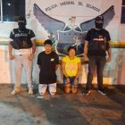 La pareja detenida fue entregada a las autoridades judiciales.