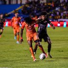 Barcelona SC sumó un empate en la visita a Libertad.