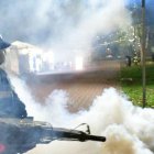 Municipio despliega fumigación masiva y entrega de toldos ante el incremento acelerado de casos.