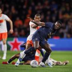 Moisés Caicedo comandó el mediocampo de Ecuador ante Países Bajos.