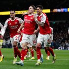 Arsenal busca sacar ventaja en la visita a Atlético Madrid.