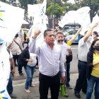 Los docentes elevan el grito al cielo para que les paguen los sueldos atrasados y otras reivindicaciones.