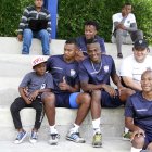 Julio del 2016 en Independiente del Valle, Dixón Arroyo, Jefferson Orejuela, José Tin Angulo y Julio Angulo.

Y ENTRENAMIENTO DE ALGUNOS JUGADORES 



JEFFERSON OREJUELA 

DIXÍN ARROYO 

JOSE ANGULO 

JULIO ANGULO 



18-05-2016

Agencia (ag-expreso ag-extra ag-quito)