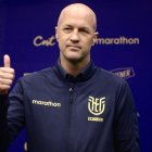 Jordi Cruyff se ganó un billete sin  despeinarse.