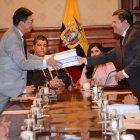  Familiares de periodistas recibieron los informes sobre el secuestro de parte de la Presidencia, en mayo de 2018. 