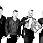  El conjunto de vallenato promociona su canción Íntimamente. 