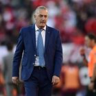 Gustavo Alfaro, seleccionador nacional, alista maletas para su arribo a Quito