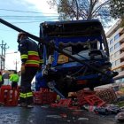Miembros de la Agencia Metropolitana de Tránsito y Bomberos llegaron llegaron al lugar.